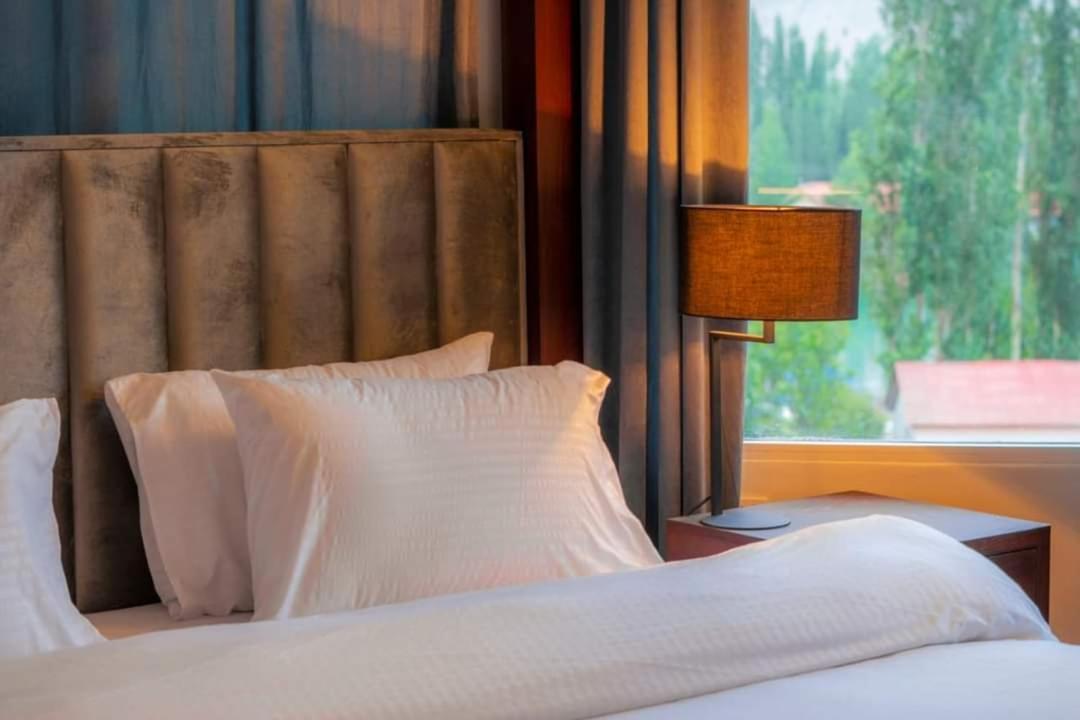 Tibet Hotel Skardu Eksteriør bilde