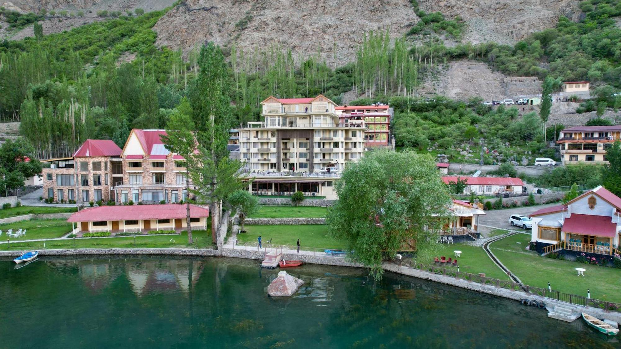 Tibet Hotel Skardu Eksteriør bilde